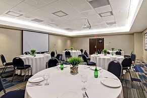 Holiday Inn Express Hotel & Suites Toronto - Markham by IHG