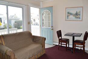 Alouette Beach Resort