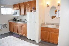 Alouette Beach Resort