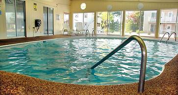 Alouette Beach Resort