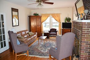 Alouette Beach Resort