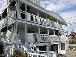 Alouette Beach Resort