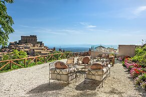Palazzo Catalani Resort