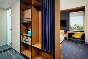 Aloft Montreal Airport