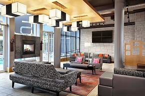 Aloft Montreal Airport