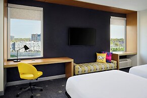 Aloft Montreal Airport
