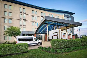 Aloft Montreal Airport