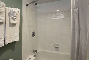 Super 8 by Wyndham Peterborough