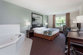 Super 8 by Wyndham Peterborough