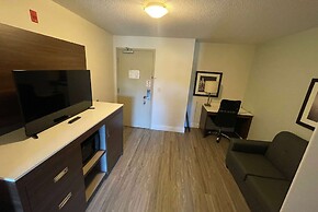 Super 8 by Wyndham Peterborough