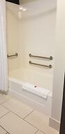 Super 8 by Wyndham Lachenaie/Terrebonne