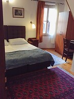 Casa Garzotto Integrated Hotel