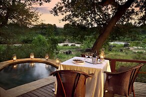 Lion Sands Tinga Lodge