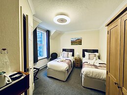 Guisachan Guest House