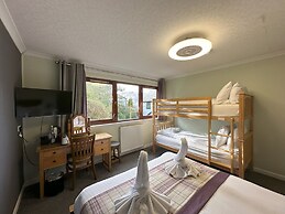 Guisachan Guest House