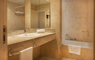 Iberostar Waves Ciudad Blanca