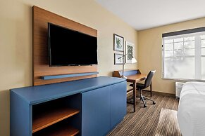 Country Inn & Suites by Radisson, Red Wing, MN