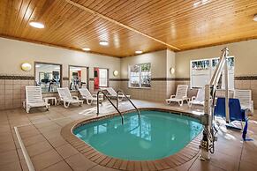 Country Inn & Suites by Radisson, Red Wing, MN