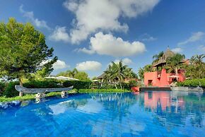 Asia Gardens Hotel & Thai Spa, a Royal Hideaway Hotel