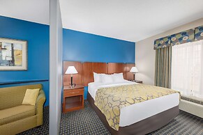 Baymont by Wyndham Pratt