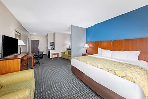 Baymont by Wyndham Pratt