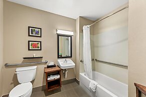 Comfort Inn & Suites Tuscumbia - Muscle Shoals