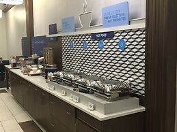 Holiday Inn Express Hotel & Suites in North East (Erie) by IHG