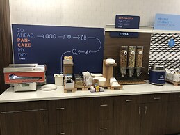 Holiday Inn Express Hotel & Suites in North East (Erie) by IHG