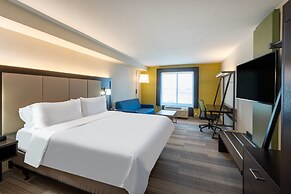 Holiday Inn Express Hotel & Suites in North East (Erie) by IHG