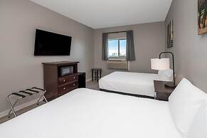 Coast Innisfail Hotel