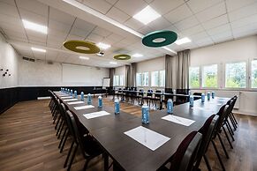 Best Western Plus l’Oree Paris Sud