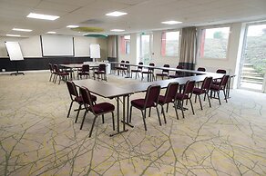Best Western Plus l’Oree Paris Sud