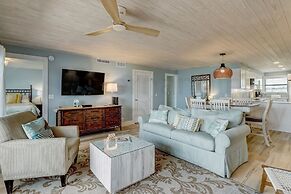 Amelia By The Sea 3 Bedroom Condo by RedAwning