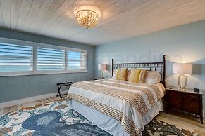 Amelia By The Sea 3 Bedroom Condo by RedAwning
