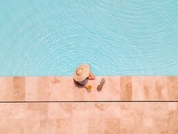 Hotel Club-E