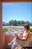Hotel Club-E