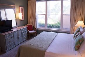 8554 Turnberry 3 Bedroom Condo by RedAwning