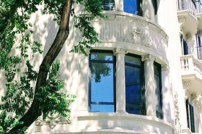 Casagrand Luxury Suites Barcelona