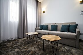 Best Western Plus Premium Inn