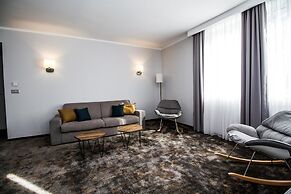 Best Western Plus Premium Inn