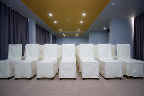 Best Western Plus Premium Inn