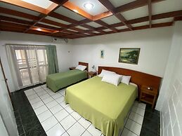 La Peregrina Bed & Breakfast