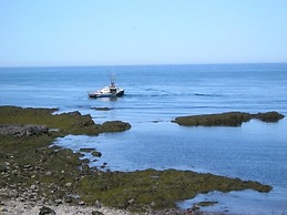 Gullivers Cove Oceanview Cottages