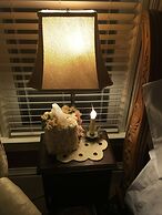 Historic Iron Horse Inn