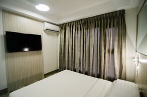Travelite Express Hotel