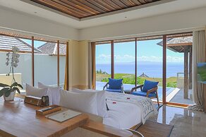 Komaneka at Keramas Beach