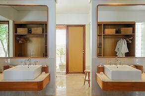 Komaneka at Keramas Beach