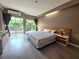 J Park at Chinnakhet