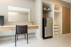 J Park at Chinnakhet