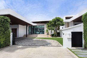 White Sand Beach Residences Pattaya